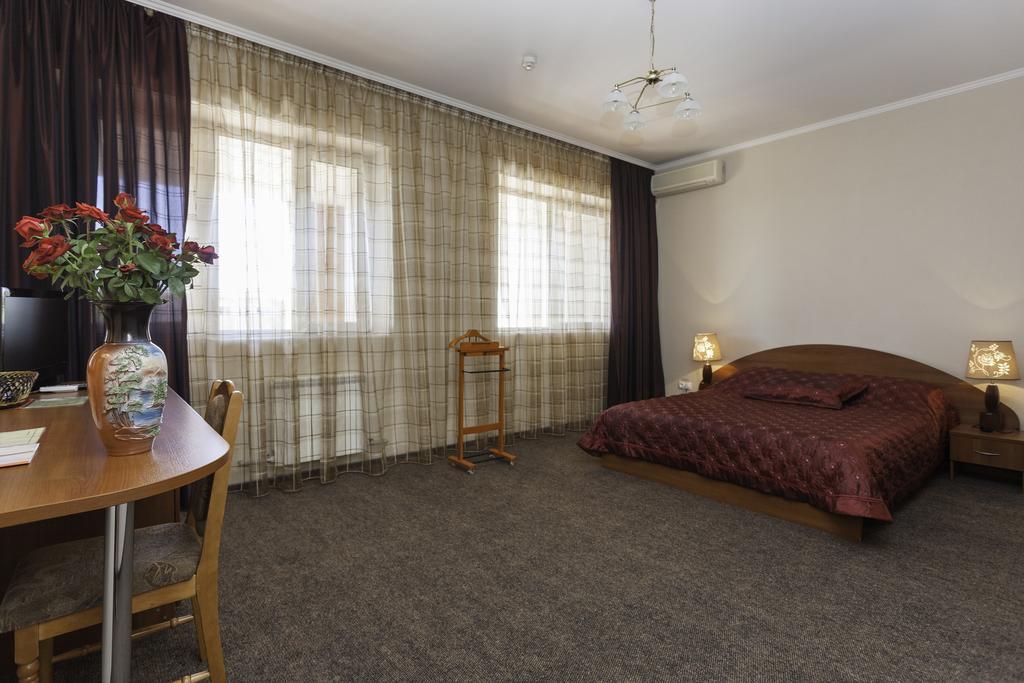 Rahat Hotel أكتاو الغرفة الصورة